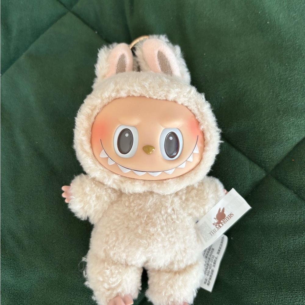 Exciting Macaron Labubu